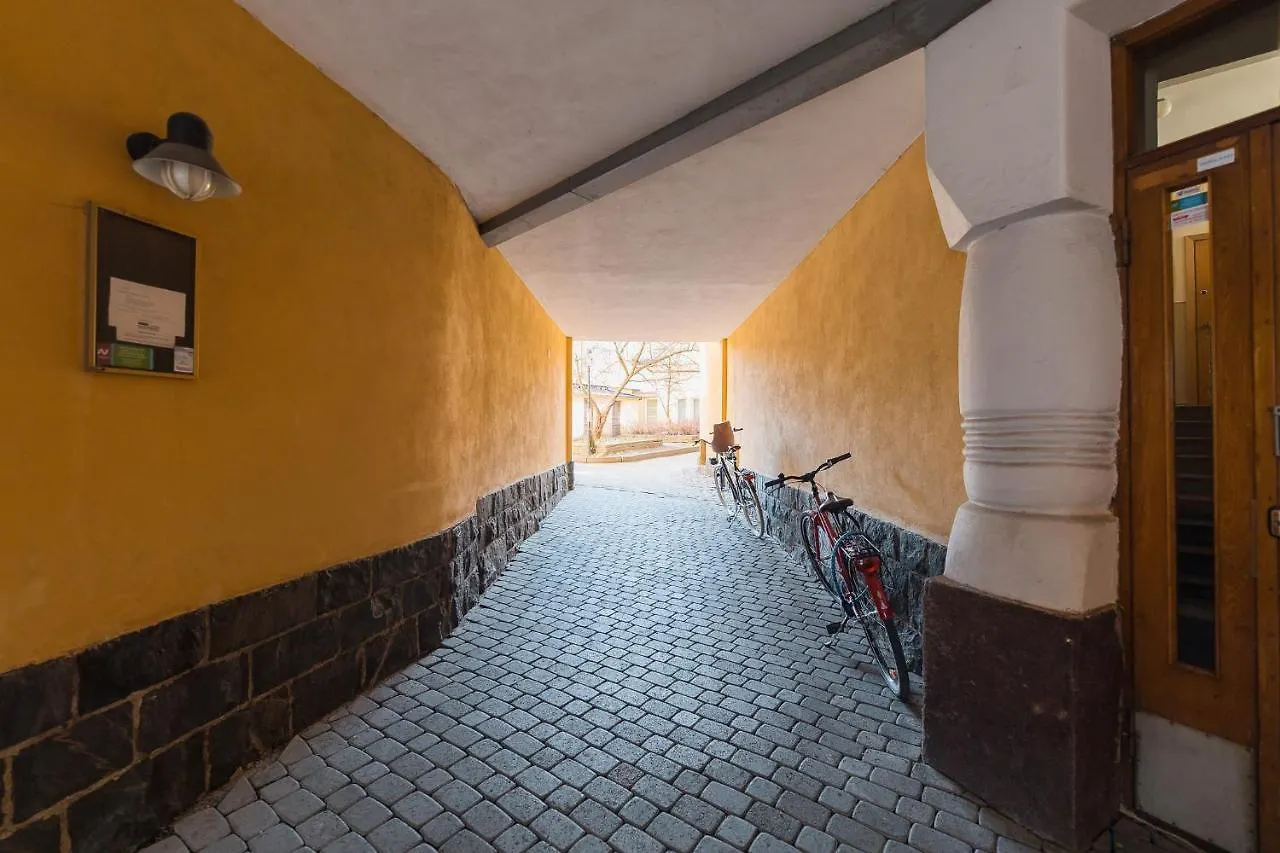 Small Studio In Design District Хельсинки Апартаменты